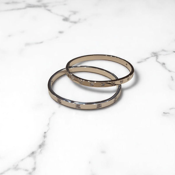Elegant Silver bangle with Zirconias - MCA Design by Maria