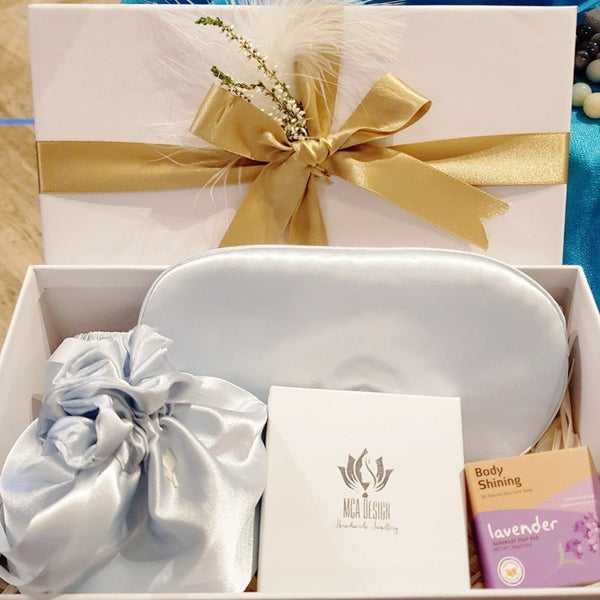 Beautiful Self-Care Gift Box with Gemstone Bracelet & Blue Coloured Accessories for her