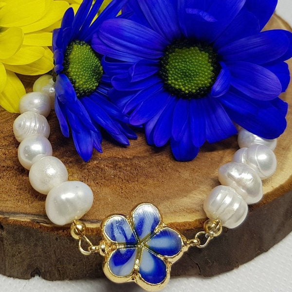 Freshwater Pearl Bracelet with Blue or Red Charm