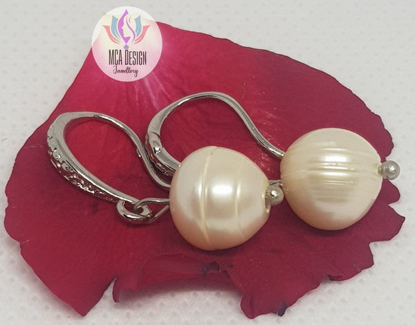 Pearl Earrings - MCA Design by Maria